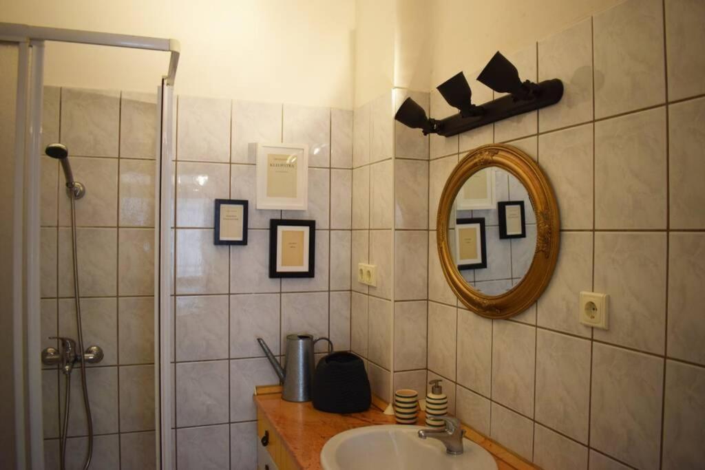 Cosy Apartment Just Next To Parliament Budapest Exteriör bild